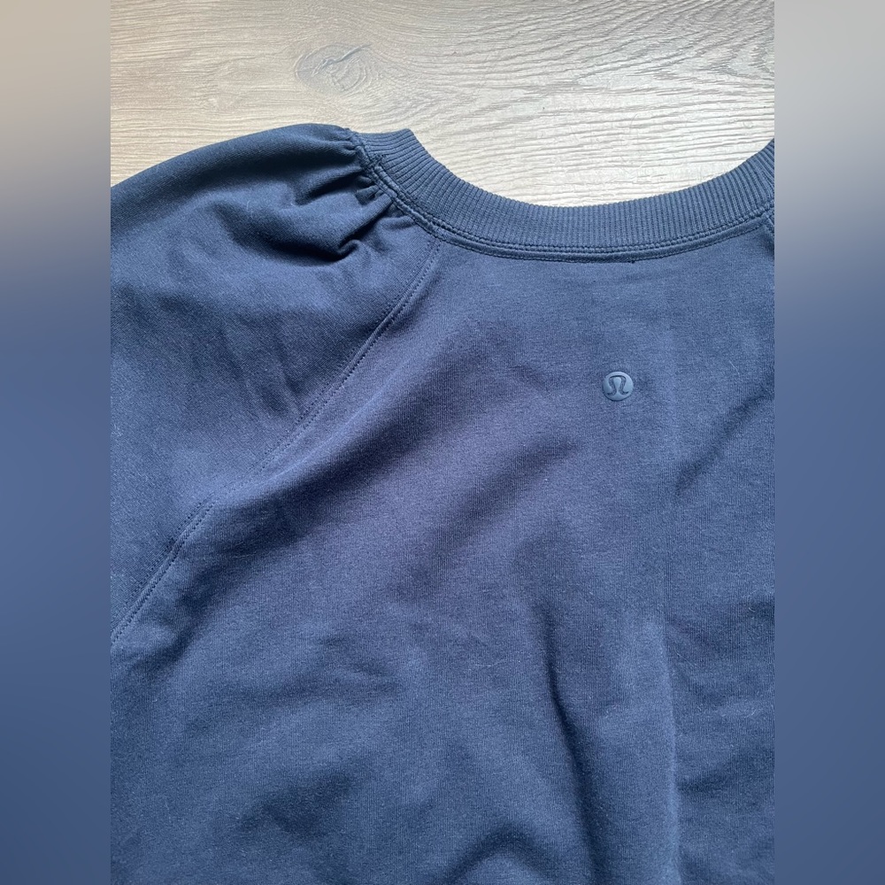 Lululemon Navy Blue Sweatshirt with Poof Sleeve Detail